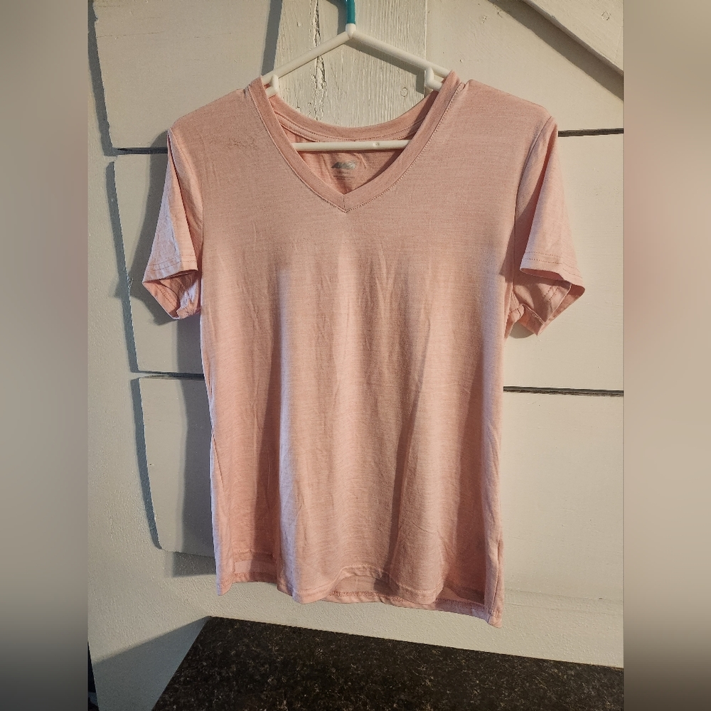 Large Avia short sleeve top very soft